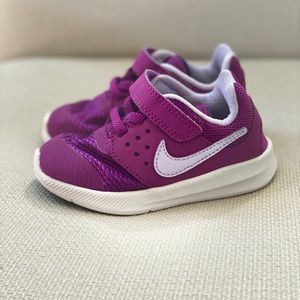 Nike shoes purple size 7